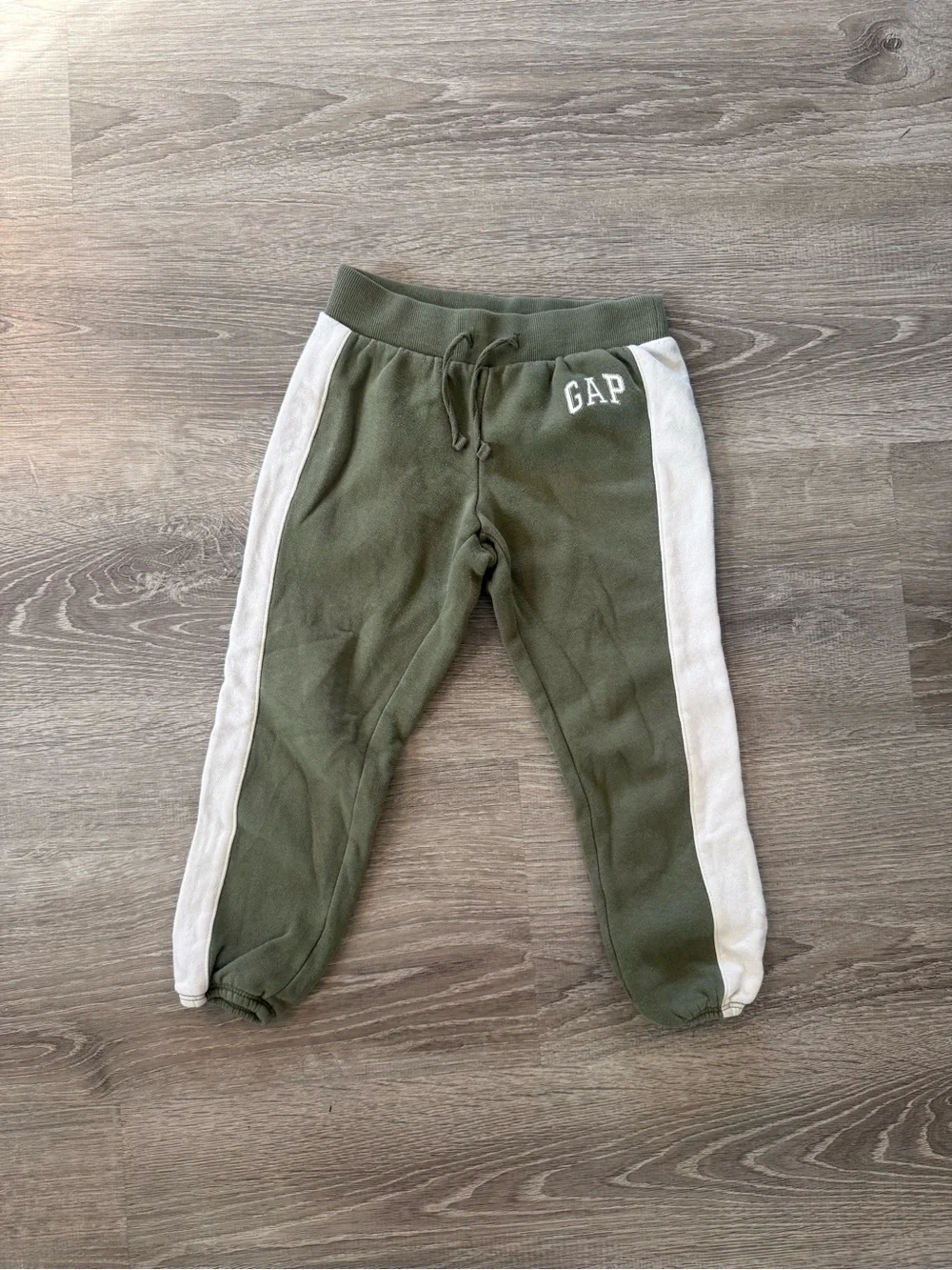 Gap Green Jogger Style Kids Sweatpants Size 6